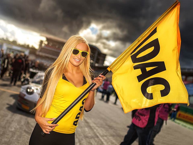Grid Girl Picture 2